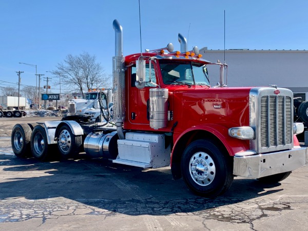 Used 2013 Peterbilt 389 Tri-Axle Day Cab - ISX15 - 500 HP - Wet Kit! for sale Sold at Chicago Motor Cars in West Chicago IL 60185 3