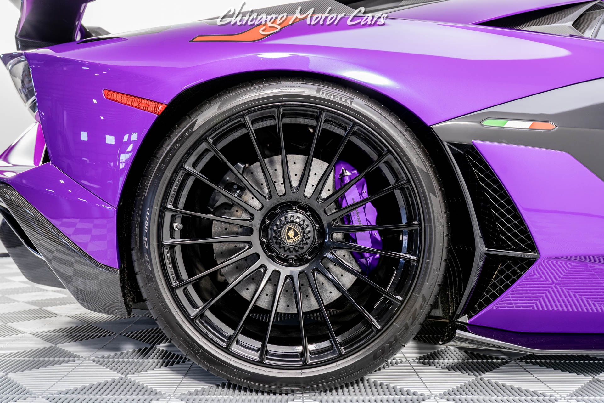 Used-2021-Lamborghini-Aventador-SVJ-Roadster-LP770-4-RARE-Viola-Pasifae-Tons-of-Carbon-Fiber