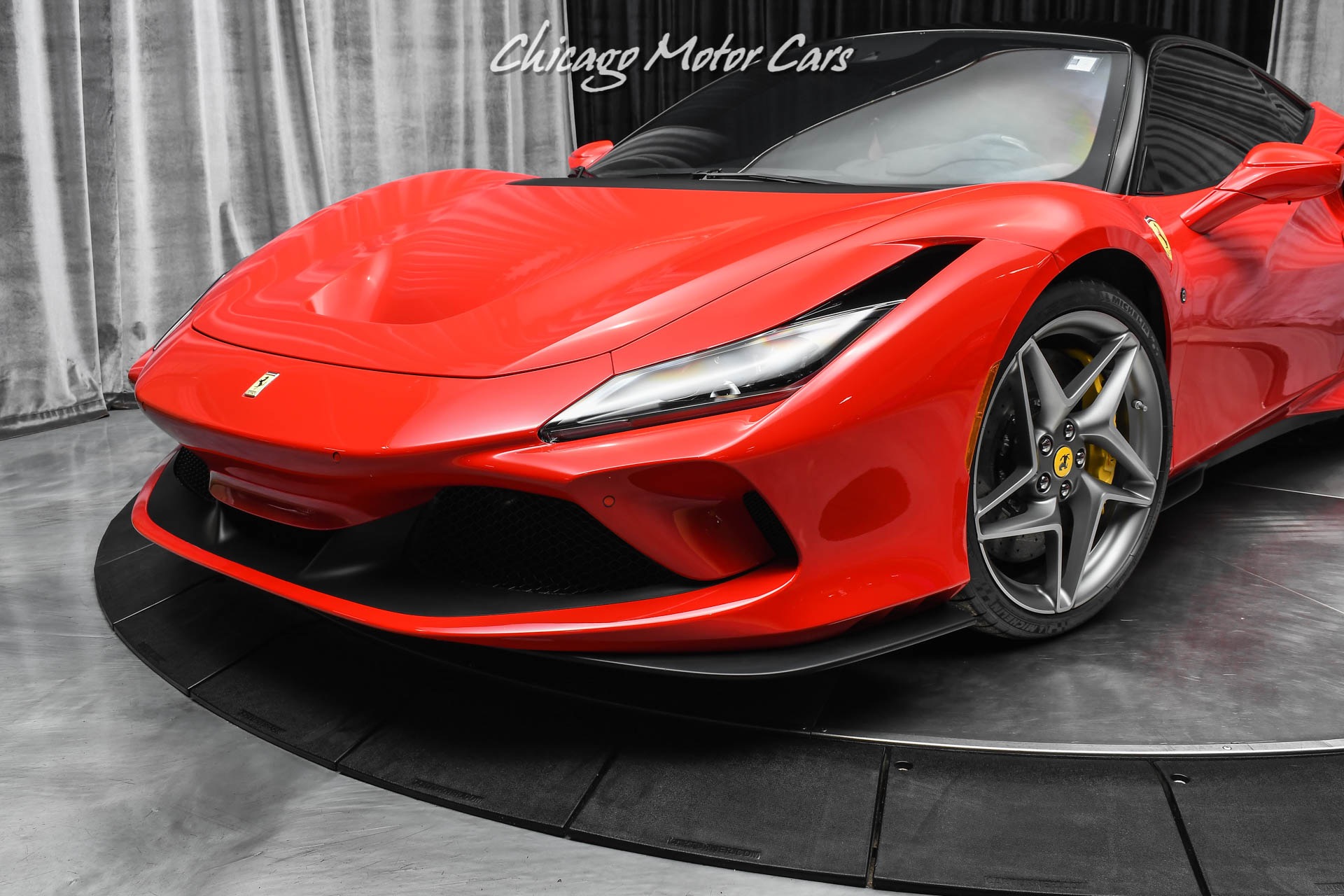 Used-2020-Ferrari-F8-Tributo-Coupe-Original-MSRP-361755-Carbon-Fiber-Two-Tone-Body-Paint-Loaded