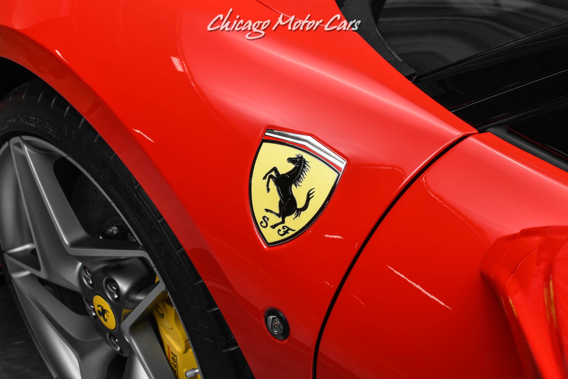 Used-2020-Ferrari-F8-Tributo-Coupe-Original-MSRP-361755-Carbon-Fiber-Two-Tone-Body-Paint-Loaded