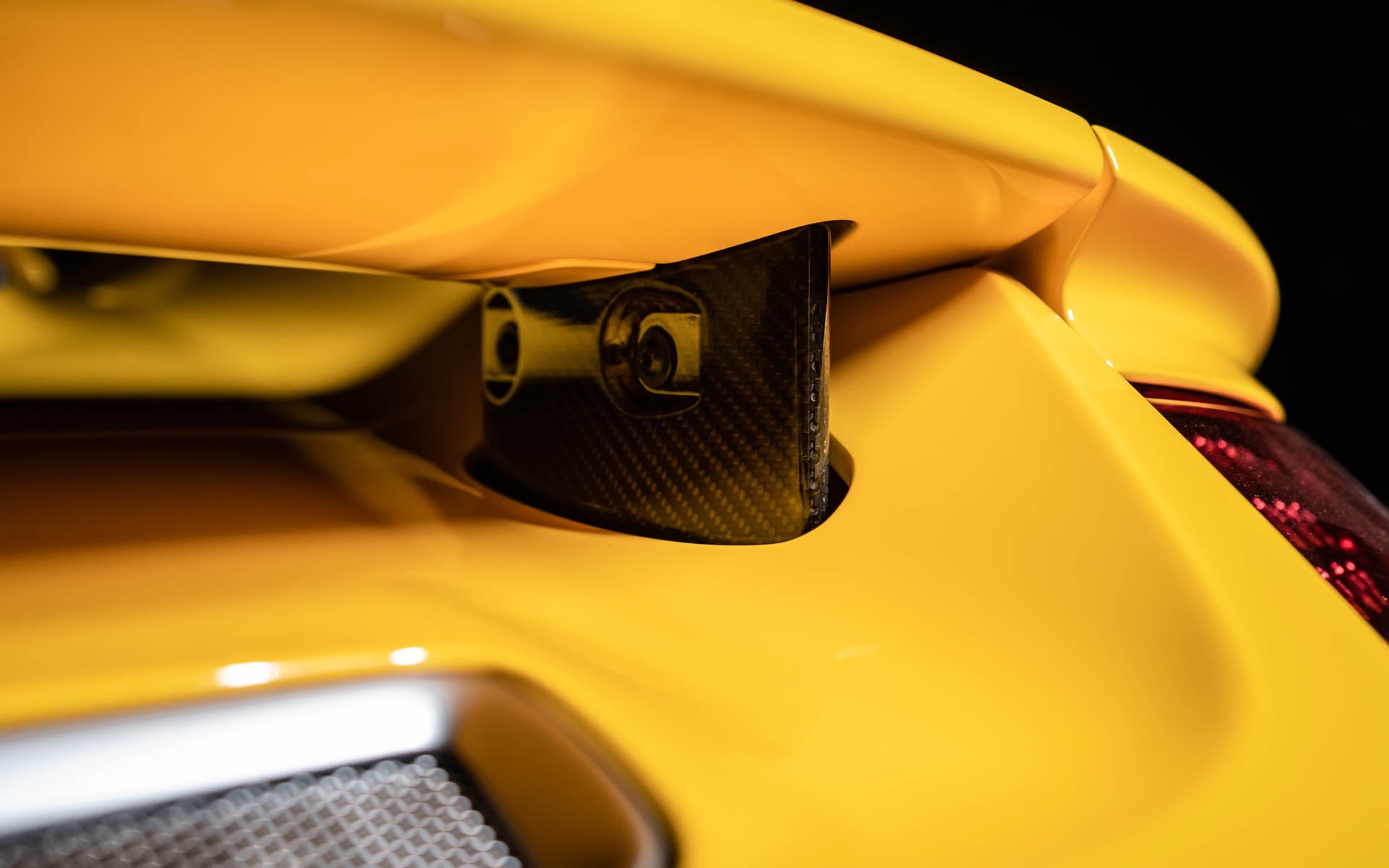 Used-2005-Porsche-Carrera-GT-Coupe-Fayence-Yellow-RARE-Collector-Quality-Serviced-Perfect