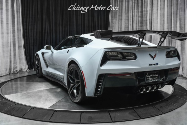 Used-2019-Chevrolet-Corvette-ZR1-3LZ-RARE-CERAMIC-GRAY-ZTK-PKG-COMP-SEATS