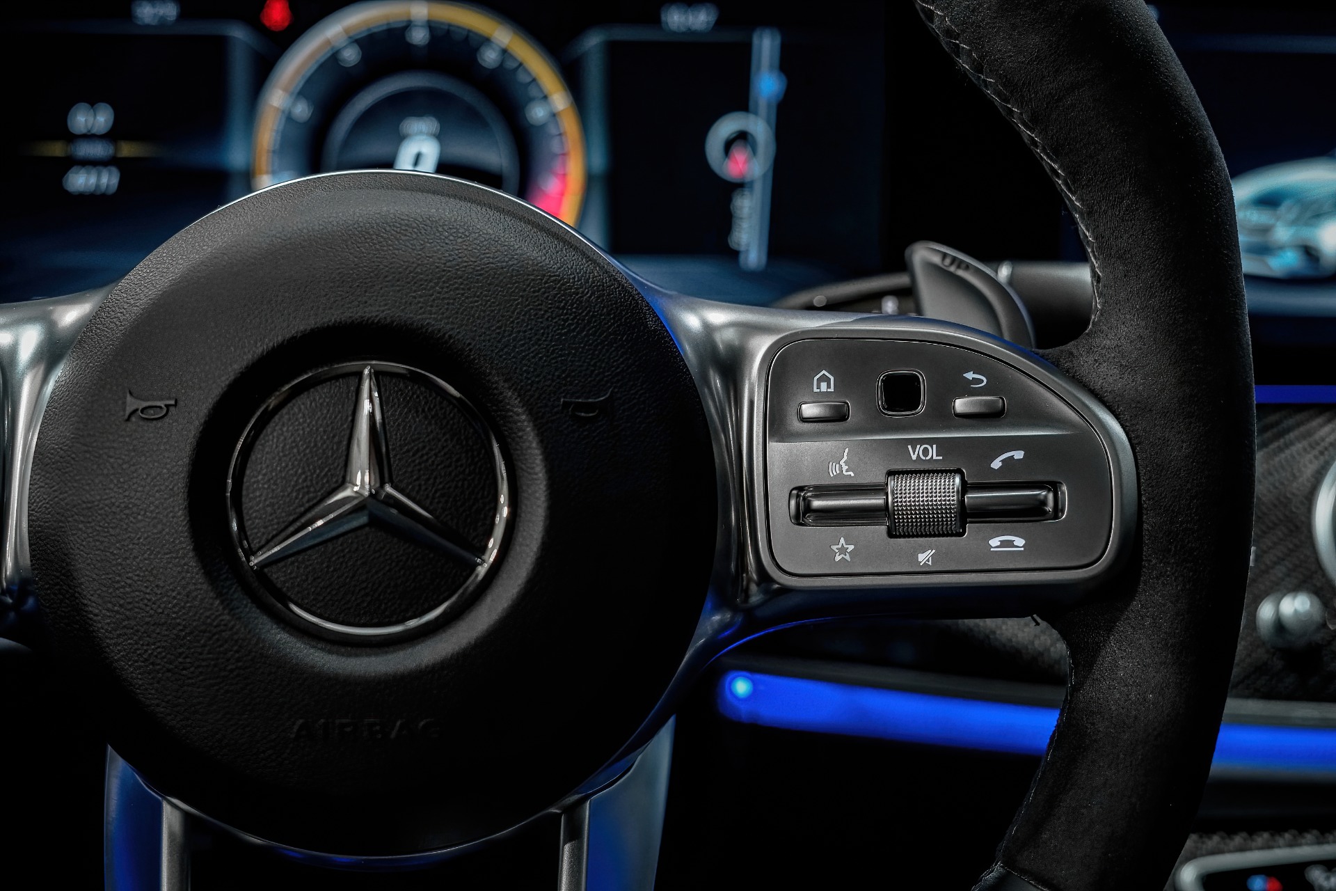 Used-2020-Mercedes-Benz-AMG-E63-S-SEDAN-4MATIC-DRIVER-ASSIST-PKG-AMG-NIGHT-PKG-LIGHTING-PKG