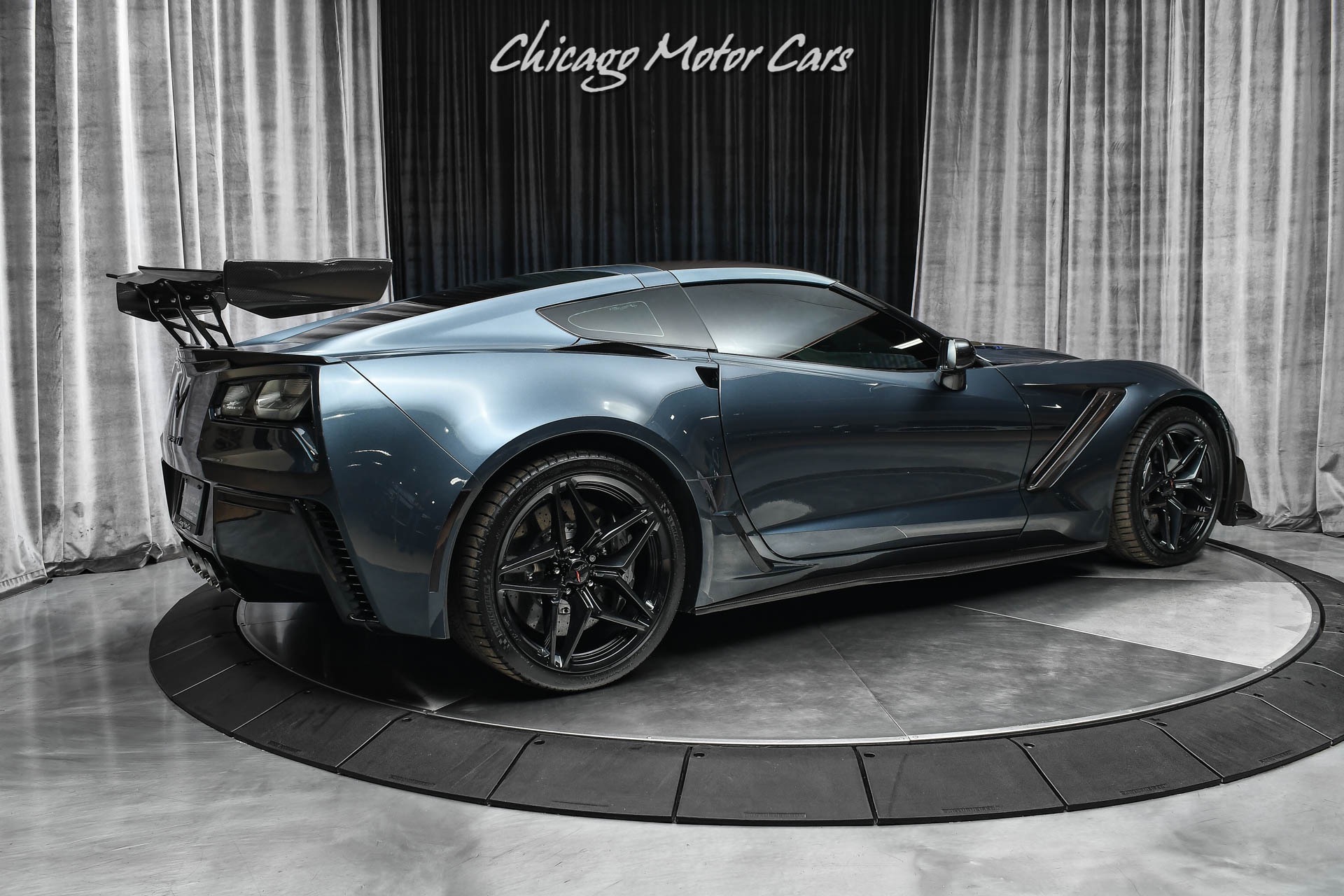 Used-2019-Chevrolet-Corvette-ZR1