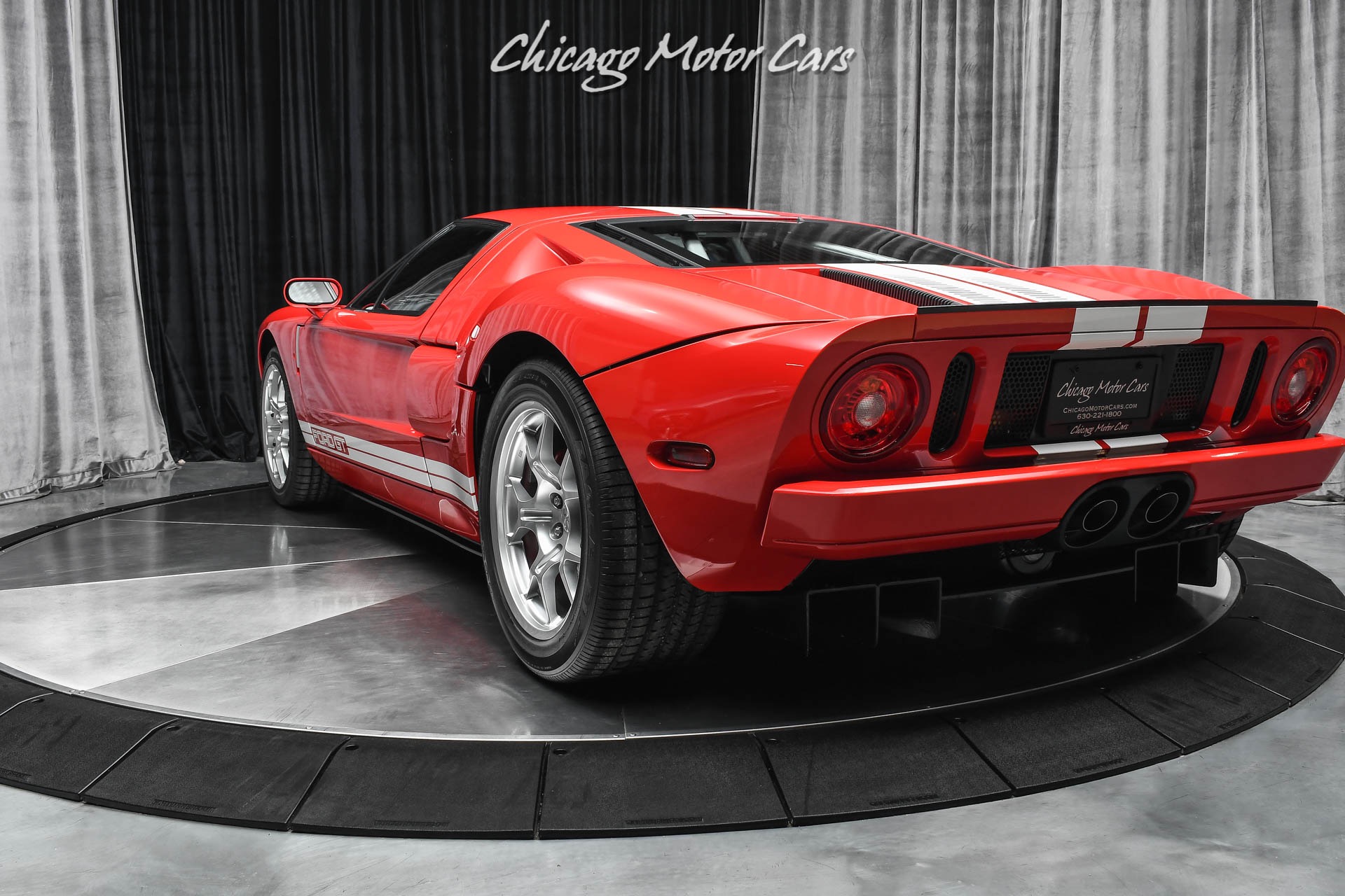 Used-2005-Ford-GT-ONLY-92-ORIGINAL-MILES-COLLECTOR-QUALITY-ALL-4-OPTIONS