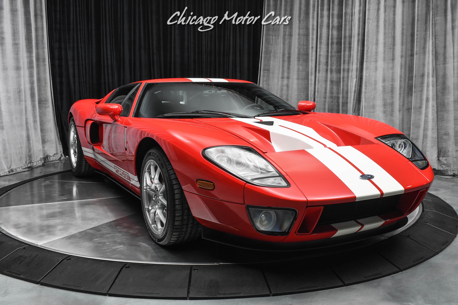 Used-2005-Ford-GT-ONLY-92-ORIGINAL-MILES-COLLECTOR-QUALITY-ALL-4-OPTIONS