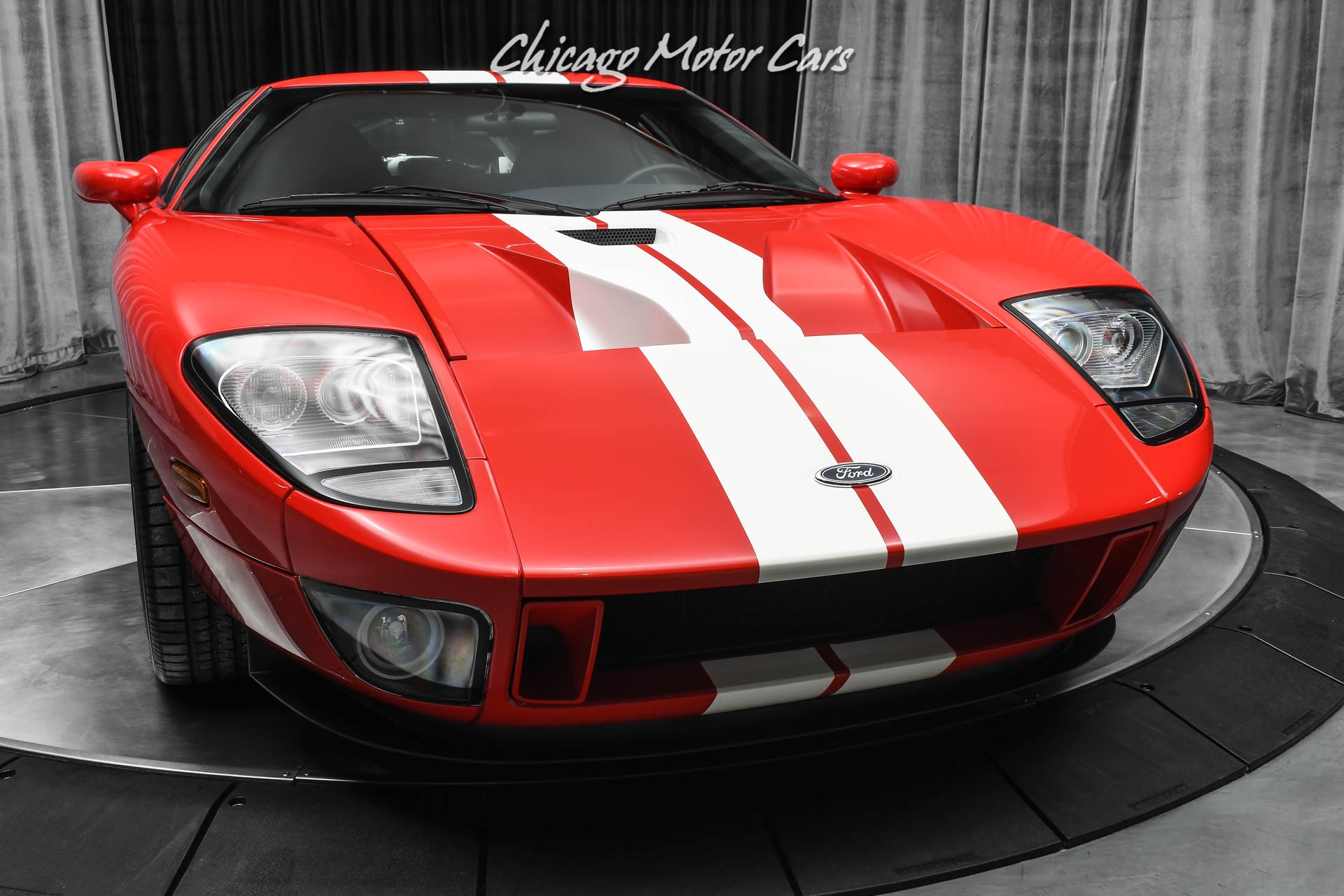 Used-2005-Ford-GT-ONLY-92-ORIGINAL-MILES-COLLECTOR-QUALITY-ALL-4-OPTIONS