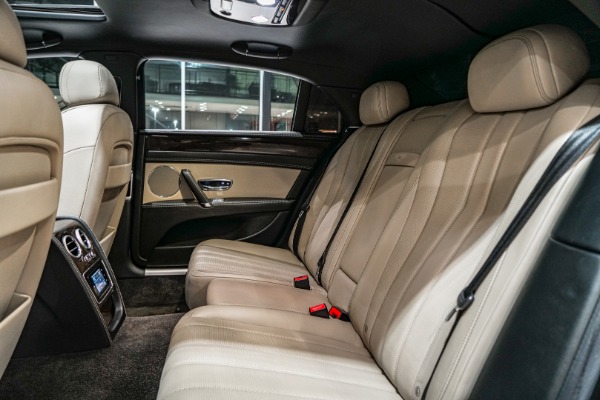 Used-2014-Bentley-Flying-Spur-CONTRAST-STICTHING-REAR-VIEW-CAMERA-PORTLAND-INTERIOR