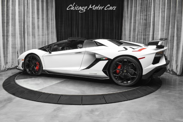 Used 2020 Lamborghini Aventador SVJ LP770-4 Roadster Only 332 Miles for sale Sold at Chicago Motor Cars in West Chicago IL 60185 3