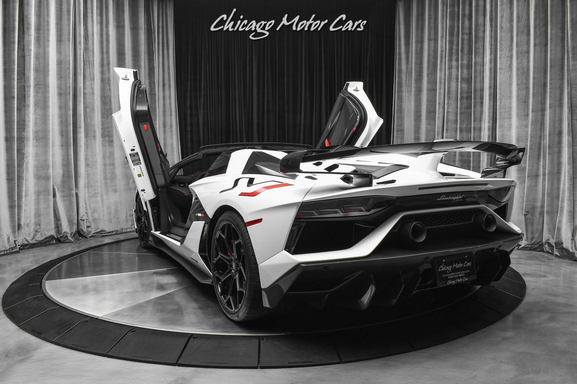 Used-2020-Lamborghini-Aventador-SVJ-LP770-4-Roadster-Only-332-Miles