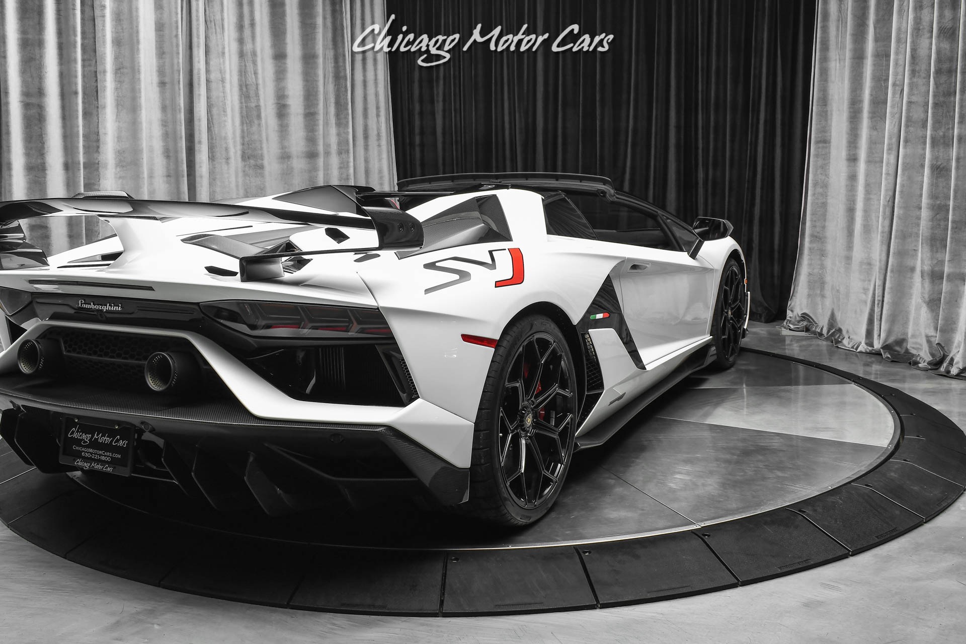 Used-2020-Lamborghini-Aventador-SVJ-LP770-4-Roadster-Only-332-Miles