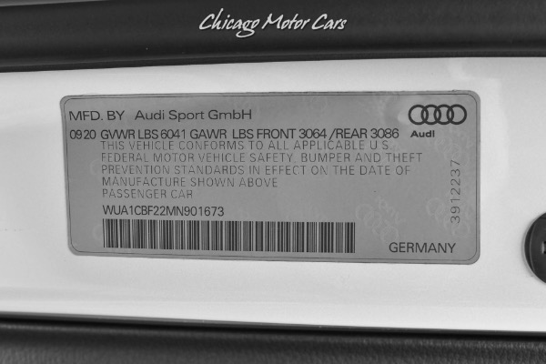 Used-2021-Audi-RS6-40T-quattro-Avant-EXECUTIVE-PKG-BLACK-OPTIC-PKG-SPORT-EXHAUST