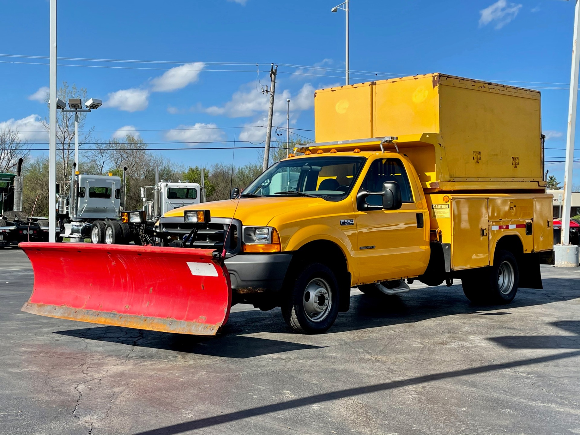 Used 2001 Ford F350 SUPER DUTY for sale Sold at Chicago Motor Cars in West Chicago IL 60185 1