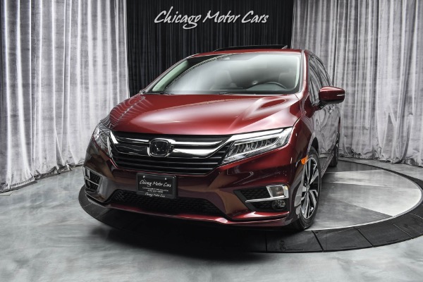 Used 2020 Honda Odyssey Elite Mini-Van EXCELLENT CONDITION! WELL EQUIPPED! for sale Sold at Chicago Motor Cars in West Chicago IL 60185 2