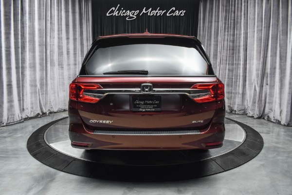 Used 2020 Honda Odyssey Elite Mini-Van EXCELLENT CONDITION! WELL EQUIPPED! for sale Sold at Chicago Motor Cars in West Chicago IL 60185 4