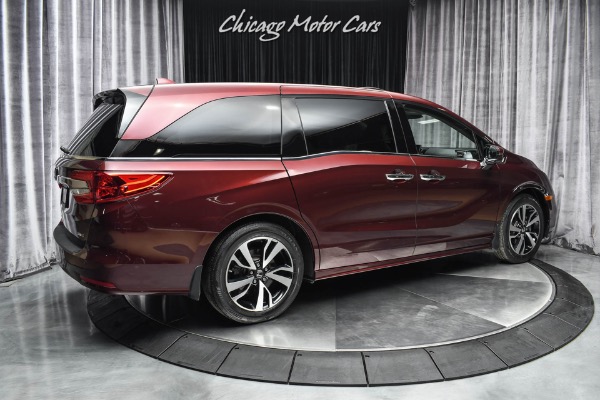 Used 2020 Honda Odyssey Elite Mini-Van EXCELLENT CONDITION! WELL EQUIPPED! for sale Sold at Chicago Motor Cars in West Chicago IL 60185 5
