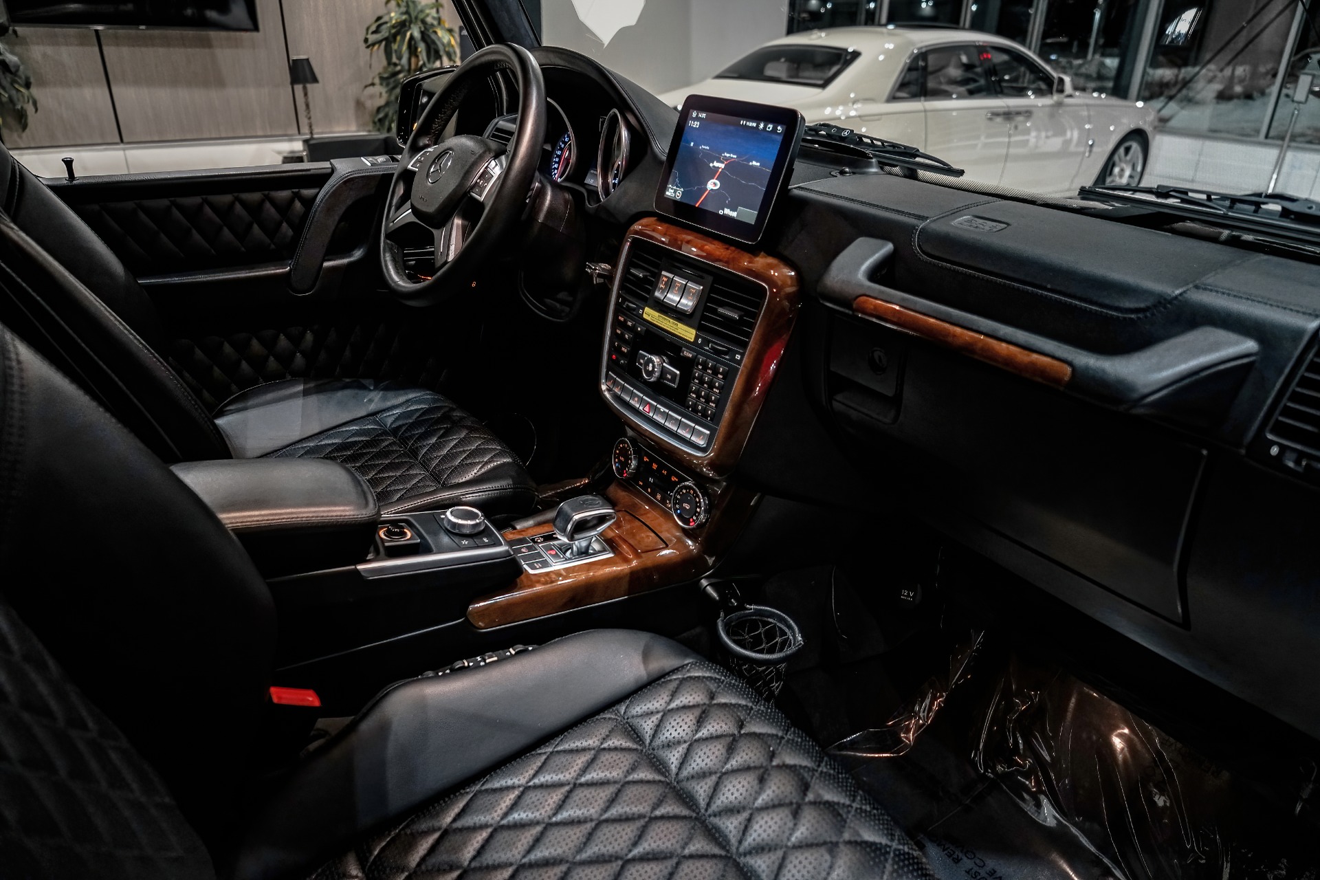 Used-2013-Mercedes-Benz-G63-AMG-SUV-DESIGNO-DIAMOND-CUT-INTERIOR-ONE-OWNER