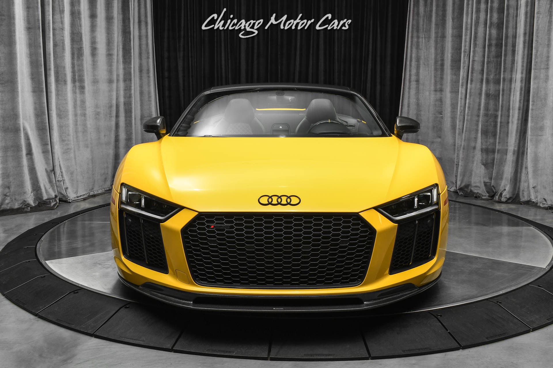 Used-2017-Audi-R8-52-quattro-V10-Spyder-TASTEFULLY-MODIFIED-TONS-OF-CARBON-6500-MILES