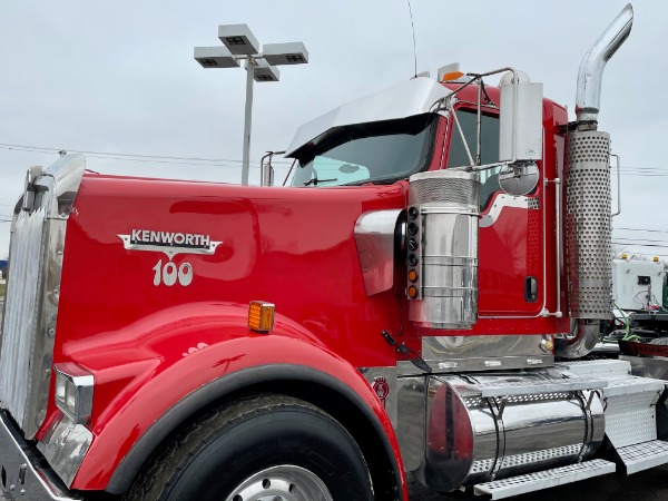 Used-2007-Kenworth-W900-Day-Cab-TRI-AXLE---CAT-C15-Turbo-Diesel---475-Horsepower