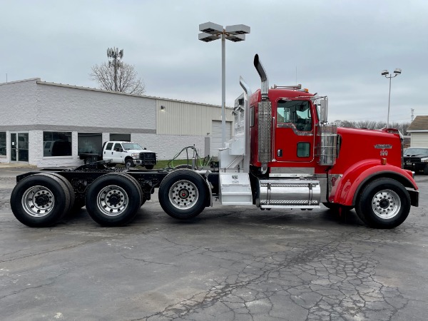 Used 2007 Kenworth W900 Day Cab TRI-AXLE - CAT C15 Turbo-Diesel - 475 Horsepower for sale Sold at Chicago Motor Cars in West Chicago IL 60185 5