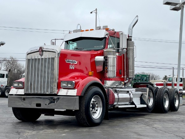 Used 2007 Kenworth W900 Day Cab TRI-AXLE - CAT C15 Turbo-Diesel - 475 Horsepower for sale Sold at Chicago Motor Cars in West Chicago IL 60185 1