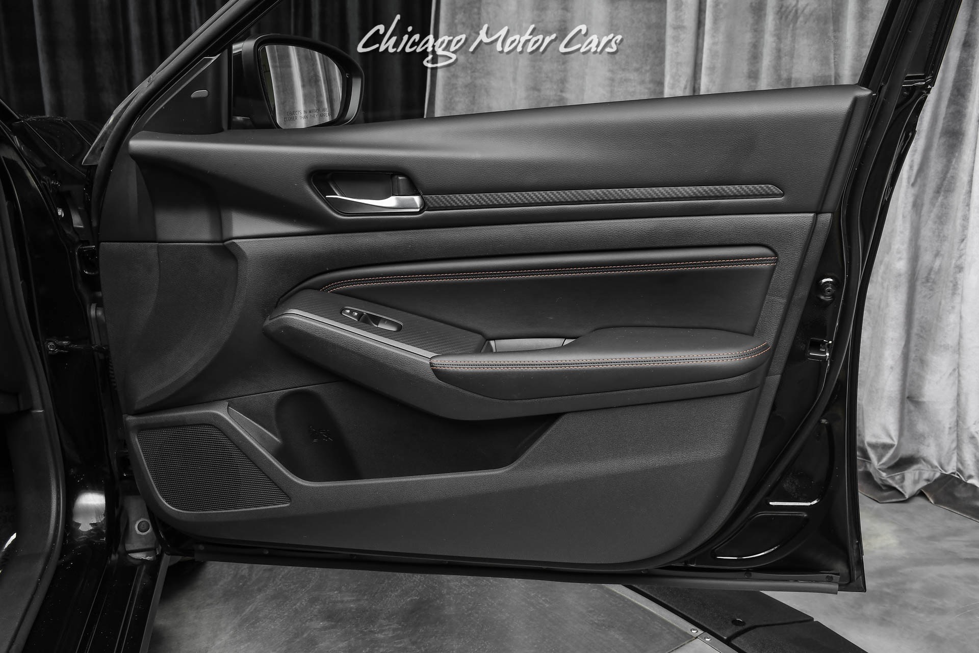 Used-2019-Nissan-Altima-20-SR-31kMSRP-Leather-Heated-Seats-Apple-CarPlay