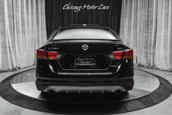 Used 2019 Nissan Altima 2.0 SR $31k+MSRP! Leather! Heated Seats! Apple CarPlay! for sale Sold at Chicago Motor Cars in West Chicago IL 60185 4