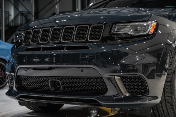 Used-2018-Jeep-Grand-Cherokee-Trackhawk-HARMAN-KARDON-SOUND-PANO-20-INCH-BLACK-SATIN-WHEELS