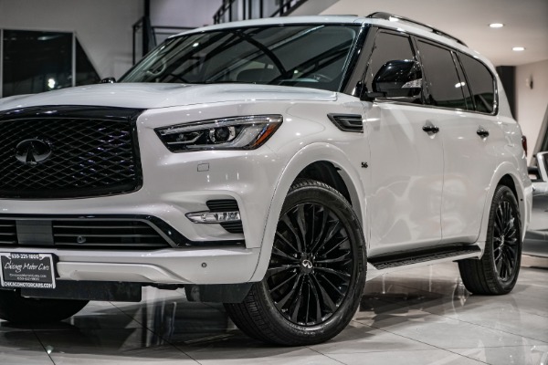 Used 2018 INFINITI QX80 AWD LOADED! REAR ENTERTAINMENT! ONE OWNER! REAR CAMERA! for sale Sold at Chicago Motor Cars in West Chicago IL 60185 3