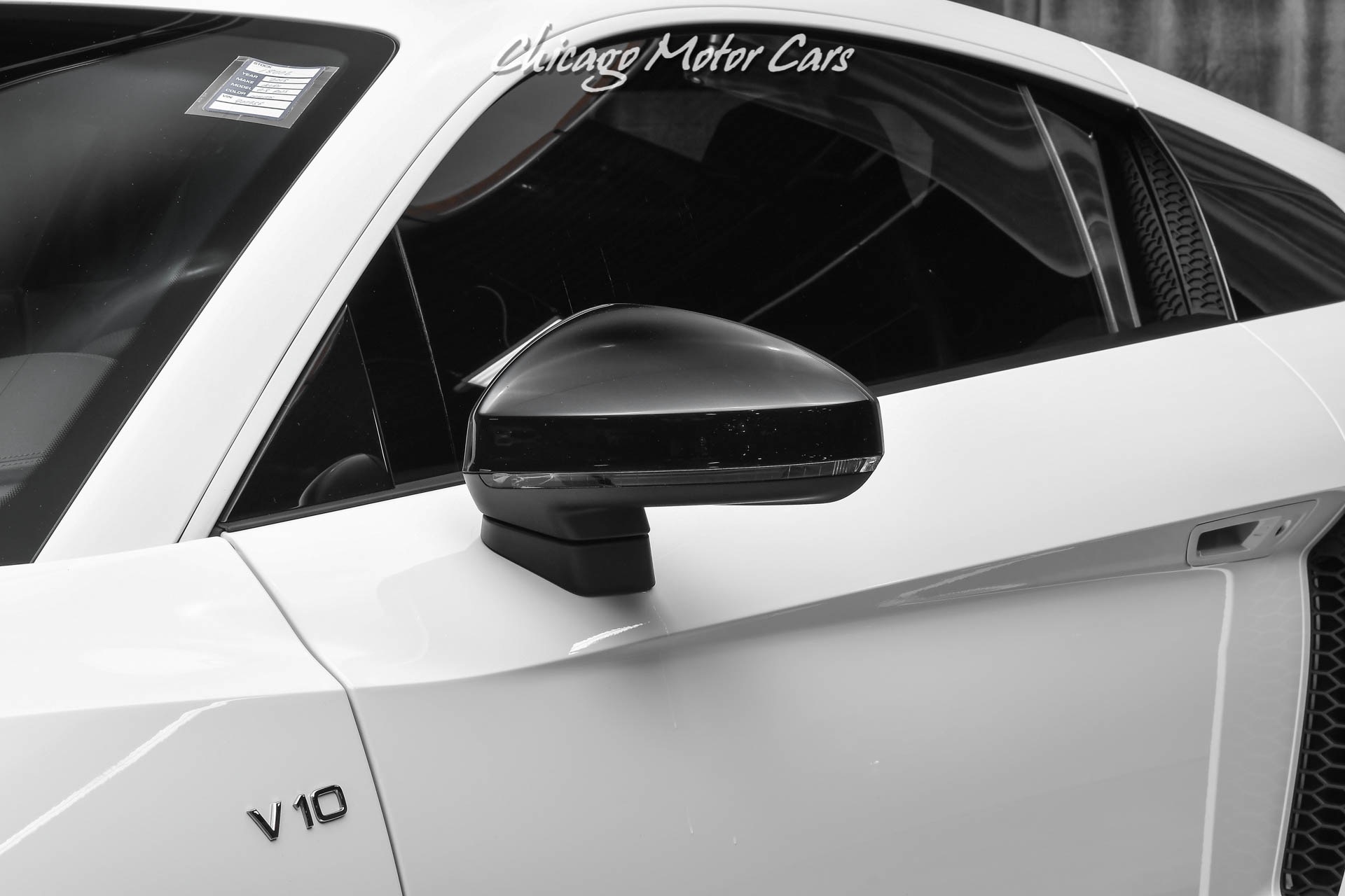 Used-2018-Audi-R8-52L-V10-RWS-Coupe-RARE-Rear-Wheel-Drive-Model-White-Side-Blades