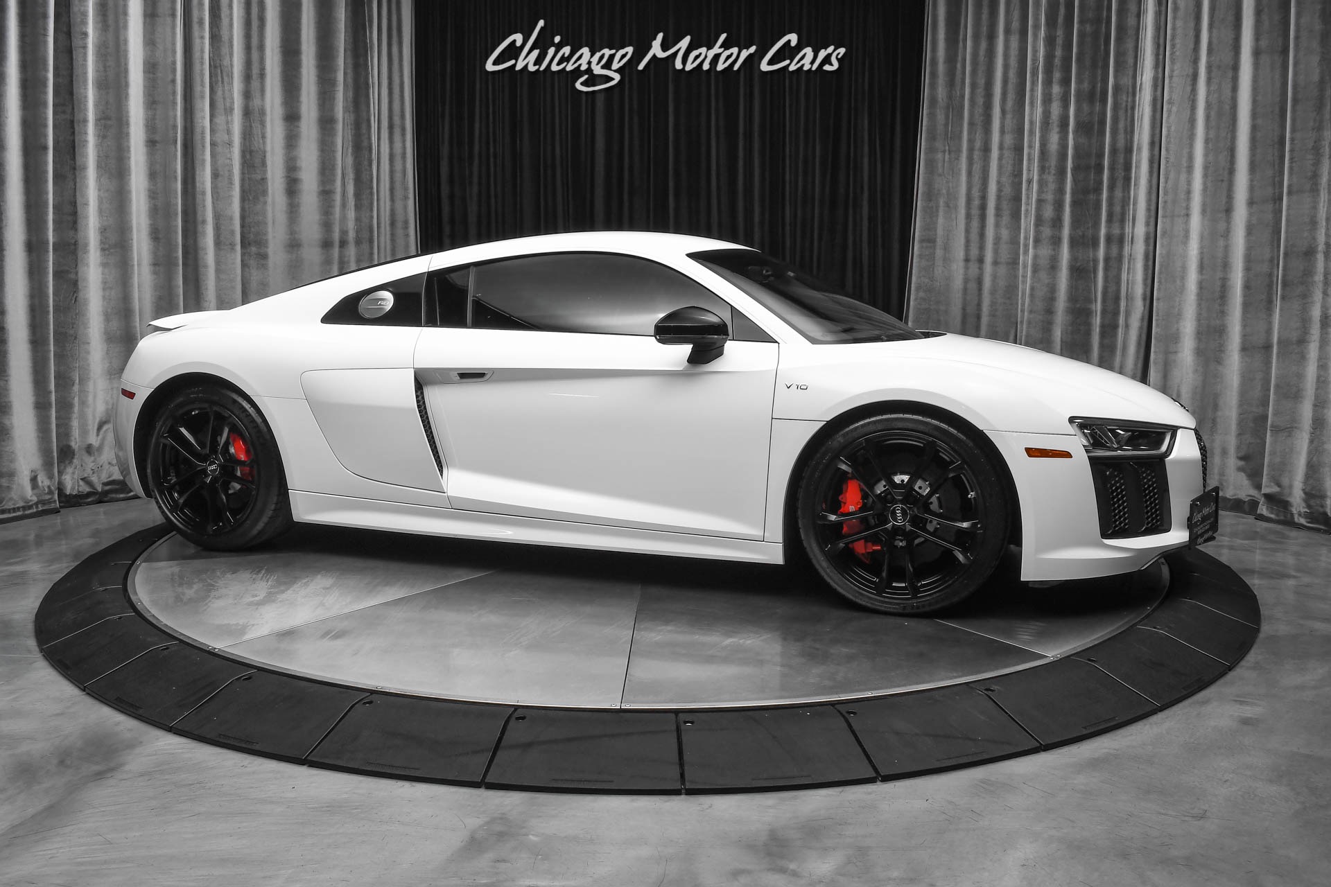 Used-2018-Audi-R8-52L-V10-RWS-Coupe-RARE-Rear-Wheel-Drive-Model-White-Side-Blades