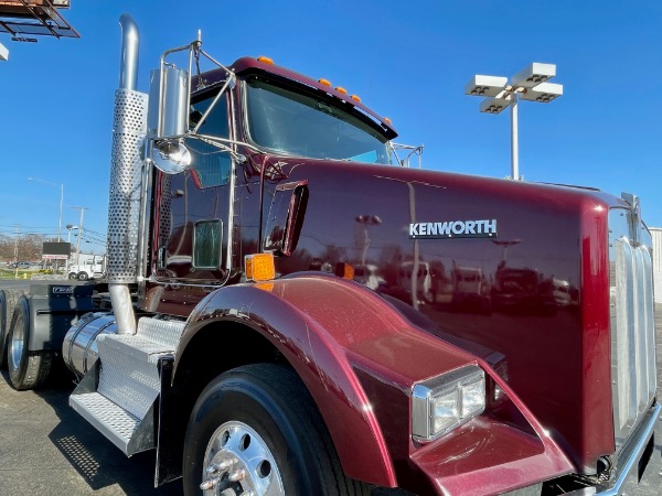 Used-2015-Kenworth-T800-Day-Cab---Paccar-MX13-455HP---10-Speed-Manual