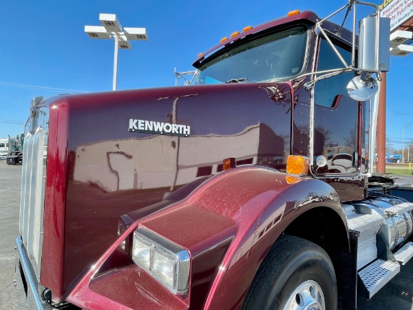 Used-2015-Kenworth-T800-Day-Cab---Paccar-MX13-455HP---10-Speed-Manual