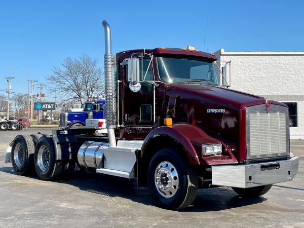 Used 2015 Kenworth T800 Day Cab - Paccar MX13 455HP - 10 Speed Manual for sale Sold at Chicago Motor Cars in West Chicago IL 60185 3