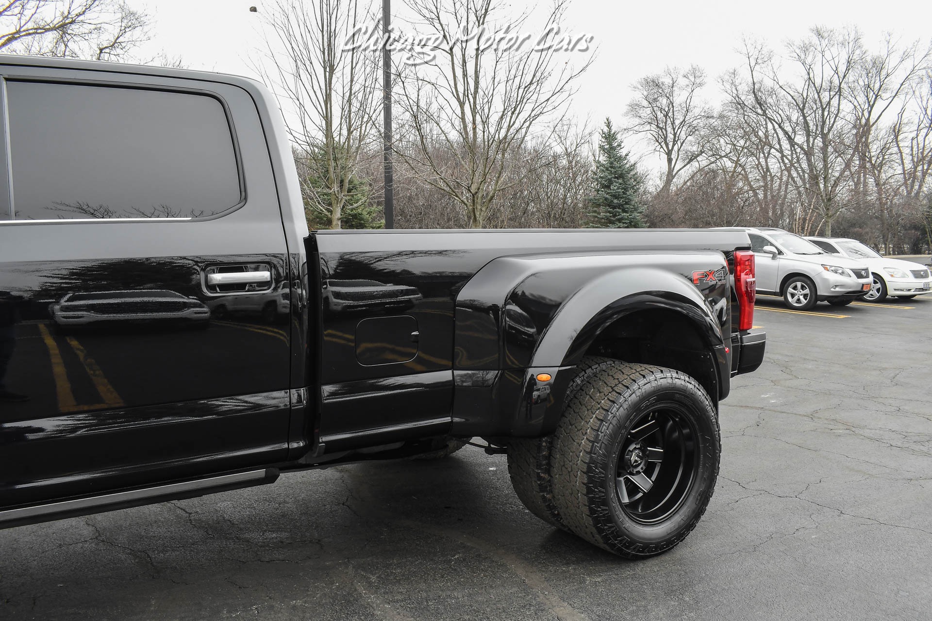 Used-2019-Ford-F-350-Super-Duty-Limited-Lifted-and-Upgraded-Wheels-PowerStroke-67L-Diesel
