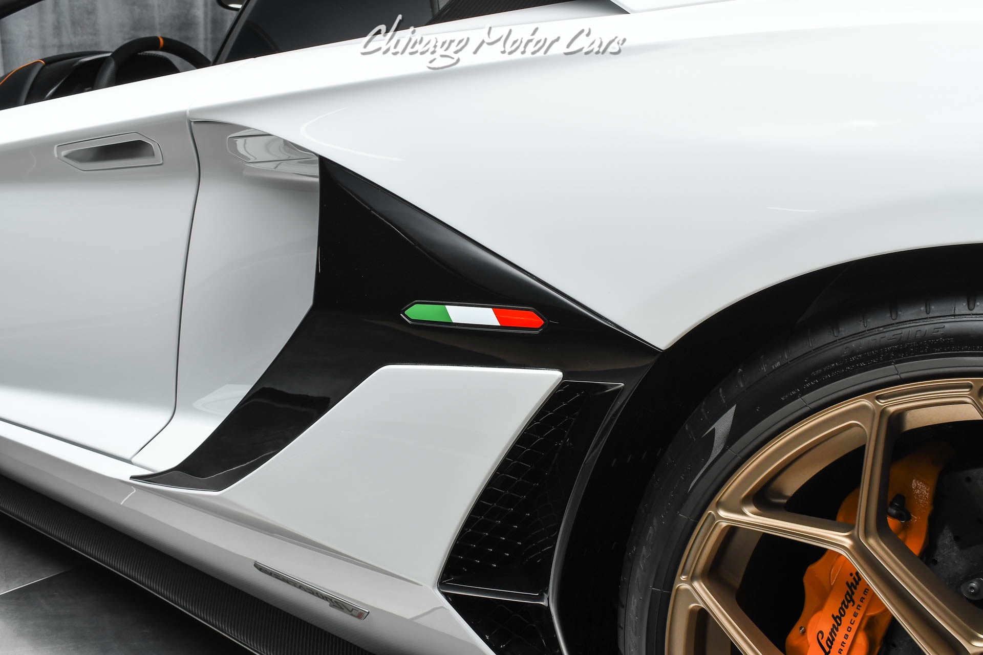 Used-2020-Lamborghini-Aventador-LP-770-4-SVJ-Roadster-Only-1000-Miles-Carbon-Fiber-Stunning-LOADED