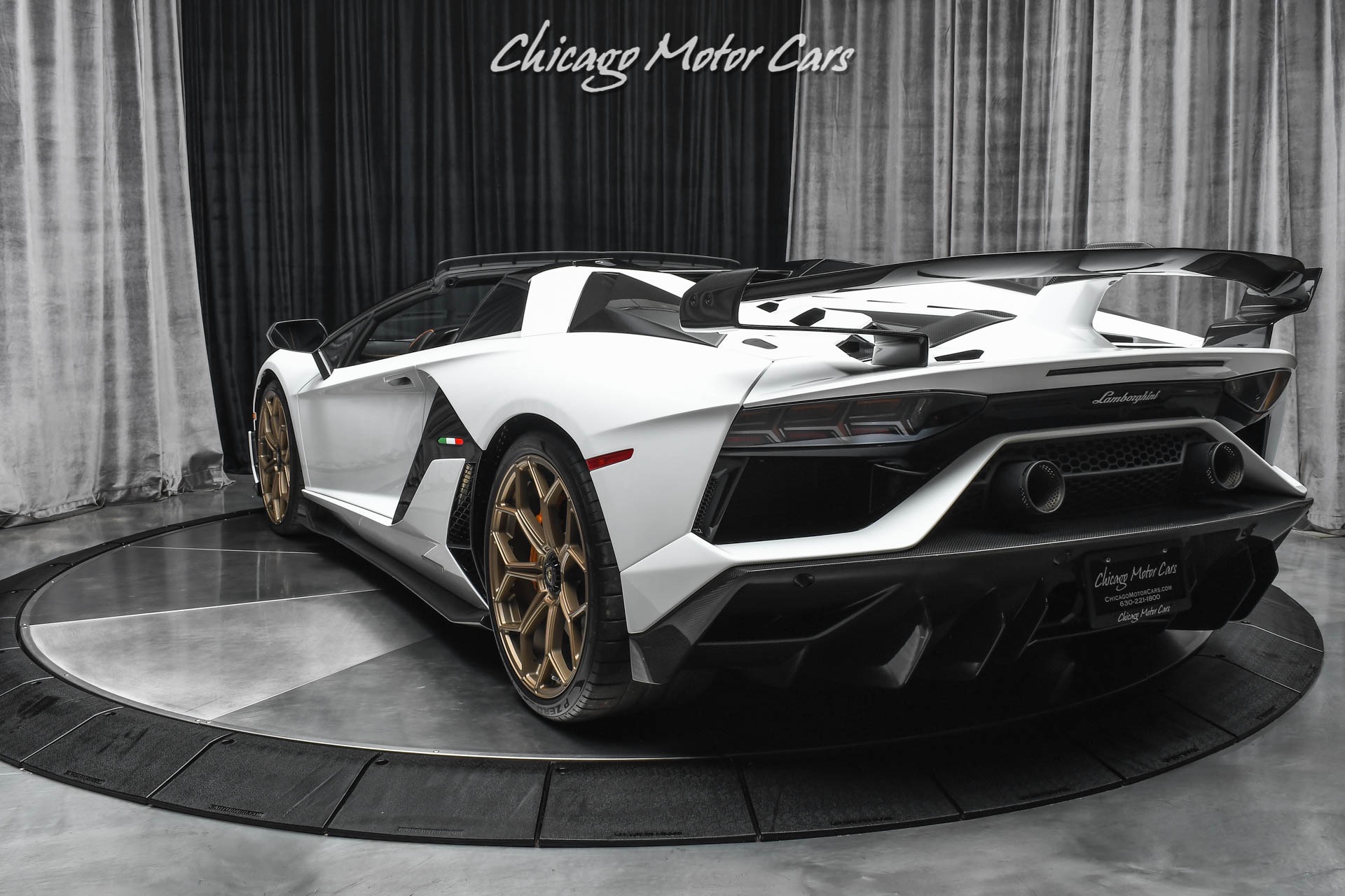 Used-2020-Lamborghini-Aventador-LP-770-4-SVJ-Roadster-Only-1000-Miles-Carbon-Fiber-Stunning-LOADED