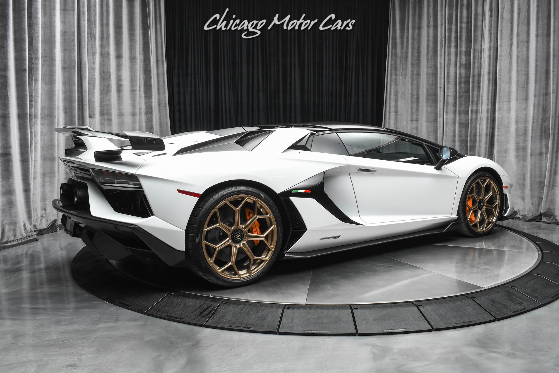 Used-2020-Lamborghini-Aventador-LP-770-4-SVJ-Roadster-Only-1000-Miles-Carbon-Fiber-Stunning-LOADED