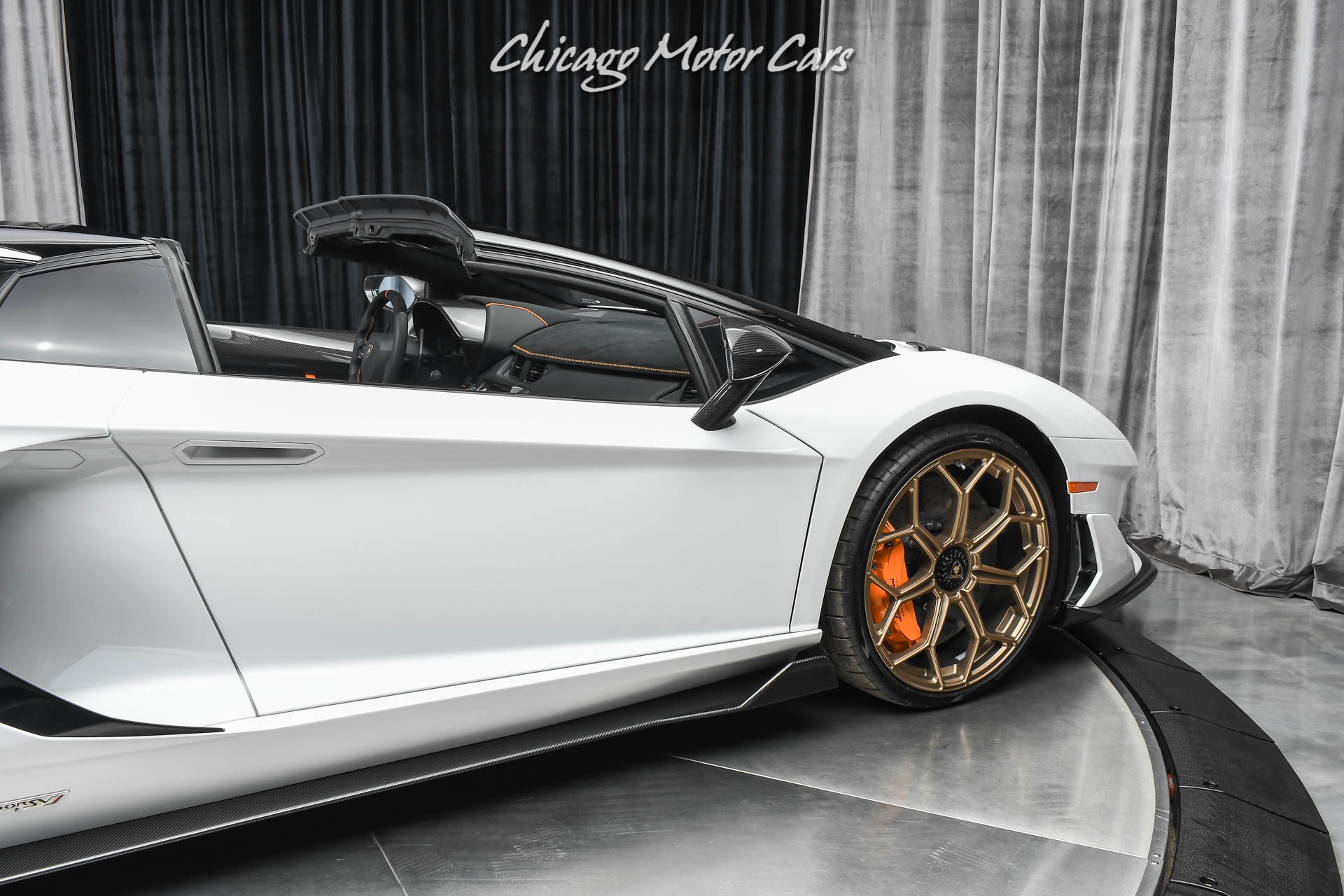 Used-2020-Lamborghini-Aventador-LP-770-4-SVJ-Roadster-Only-1000-Miles-Carbon-Fiber-Stunning-LOADED