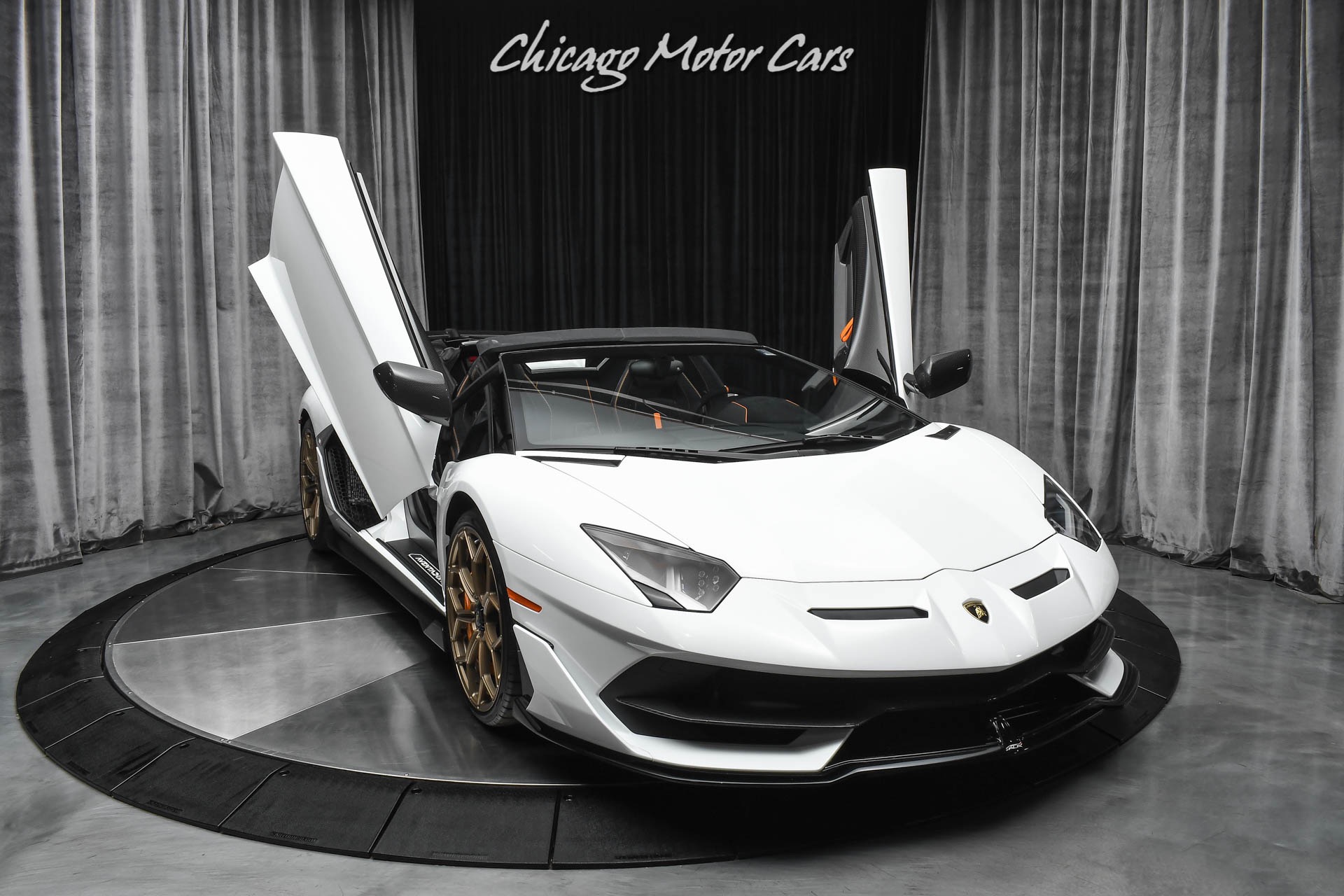 Used-2020-Lamborghini-Aventador-LP-770-4-SVJ-Roadster-Only-1000-Miles-Carbon-Fiber-Stunning-LOADED