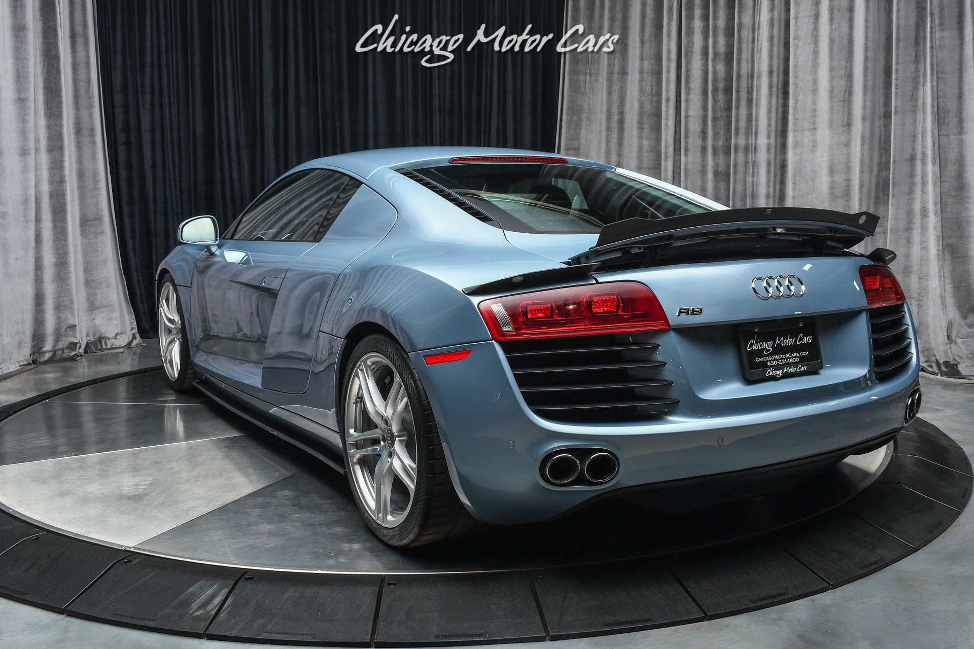 Used-2009-Audi-R8-quattro-6-Speed-Manual-Coupe