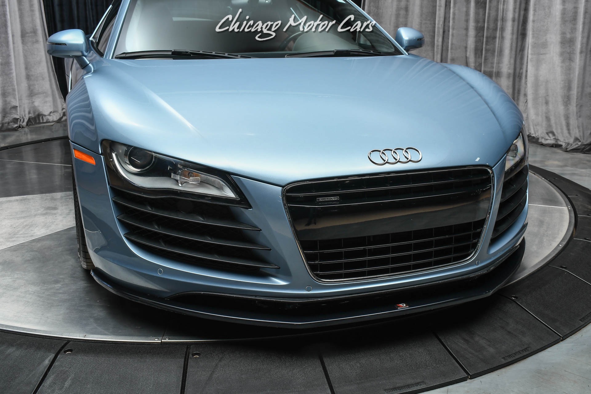 Used-2009-Audi-R8-quattro-6-Speed-Manual-Coupe