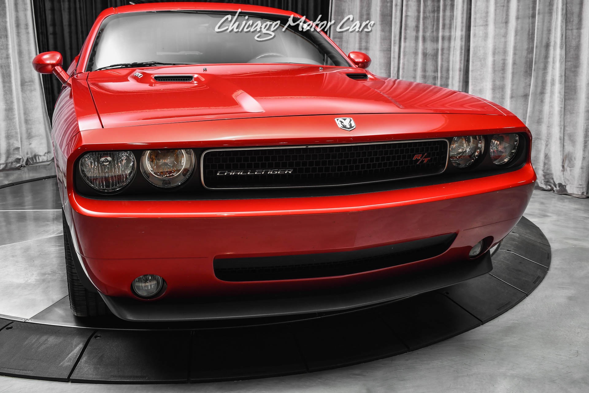 Used-2009-Dodge-Challenger-RT-35kMSRP-Convenience-Package-Boston-Speakers-Well-Equipped