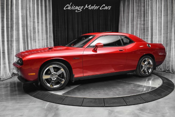 Used 2009 Dodge Challenger R/T $35k+MSRP! Convenience Package! Boston Speakers! Well Equipped! for sale Sold at Chicago Motor Cars in West Chicago IL 60185 1