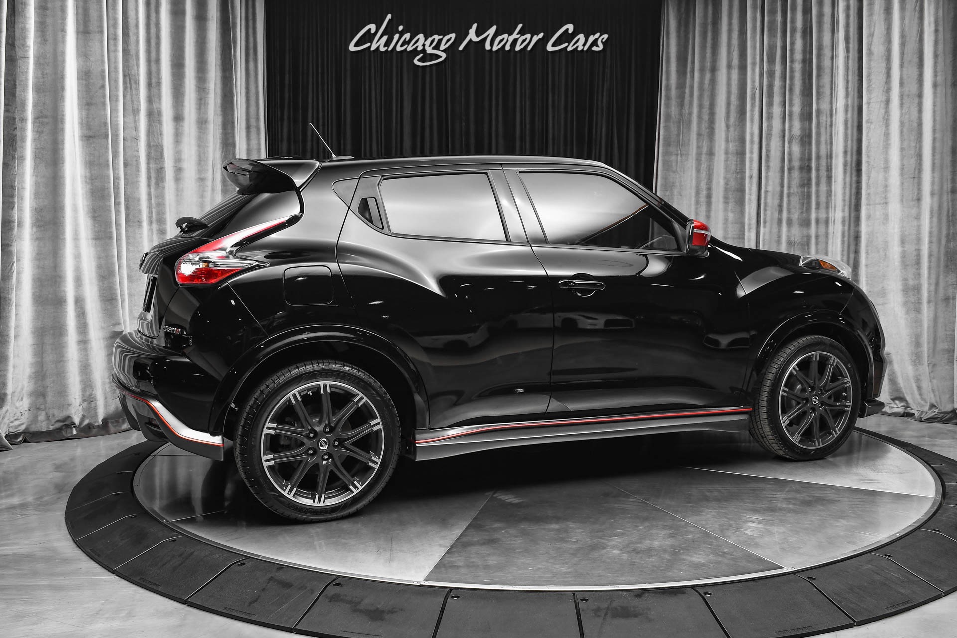 Used-2015-Nissan-JUKE-NISMO-AWD