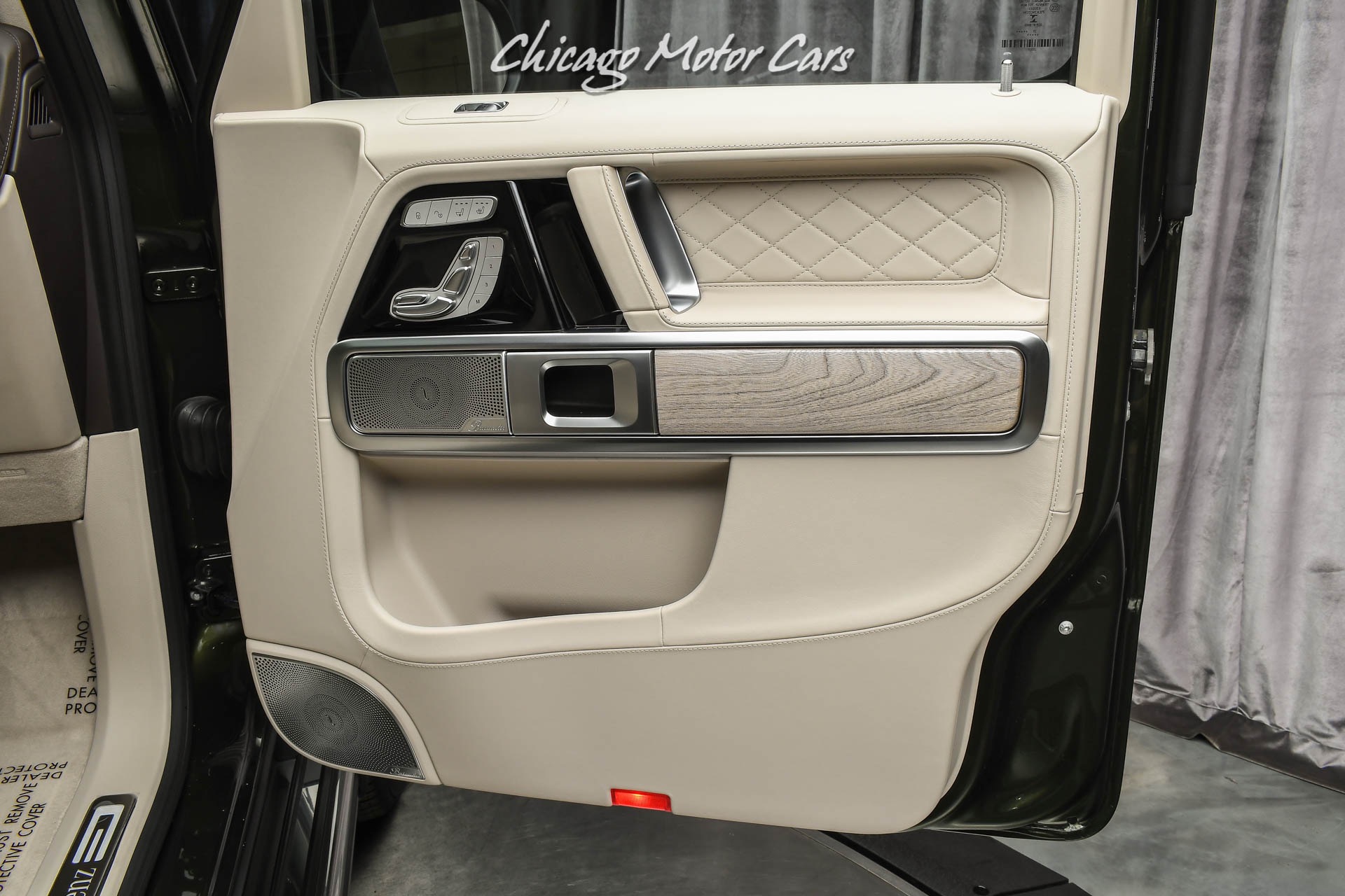 Used-2021-Mercedes-Benz-G550-4MATIC-RARE-Olive-Metallic-Paint-Exclusive-Interior-Package-PLUS