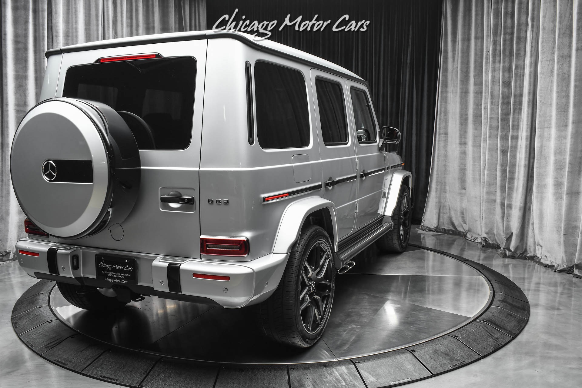 Used-2021-Mercedes-Benz-G63-AMG-4MATIC-Exclusive-Interior-Package-Only-1k-Miles-Hot-Color-Combo