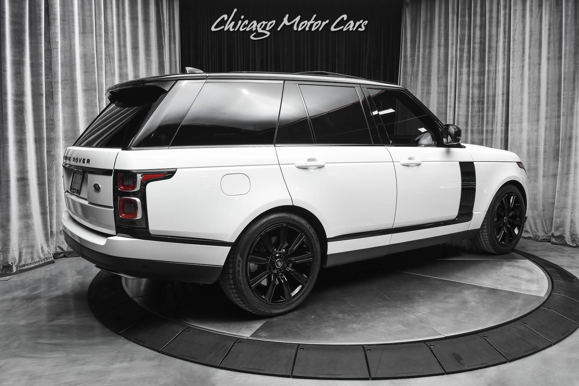 Used-2019-Land-Rover-Range-Rover-Supercharged-118kMSRP-Vision-Assist-Package-Loaded