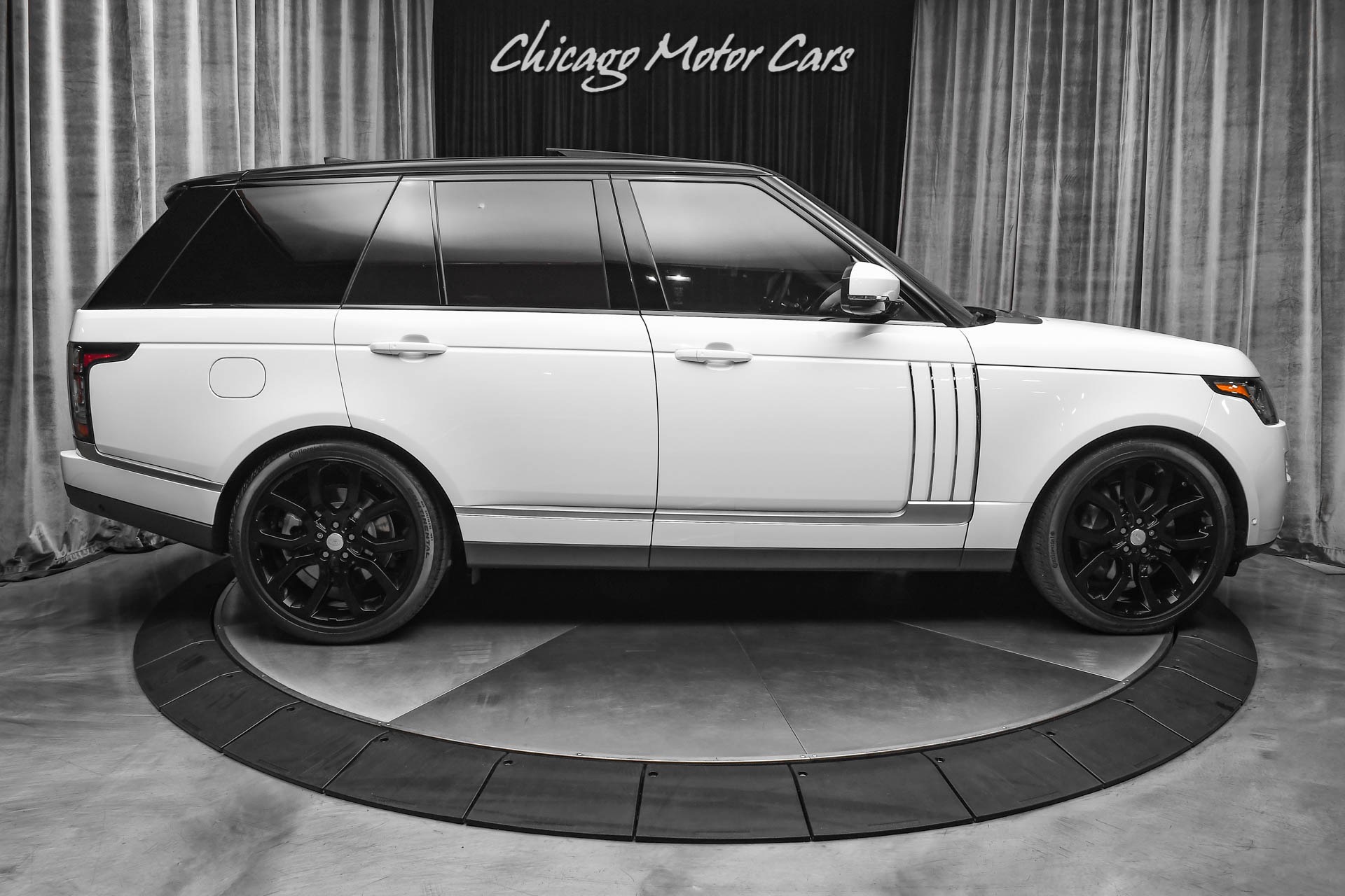 Used-2017-Land-Rover-Range-Rover-HSE-SUV-MERIDIAN-PREMIUM-AUDIO-BLACK-CONTRAST-ROOF