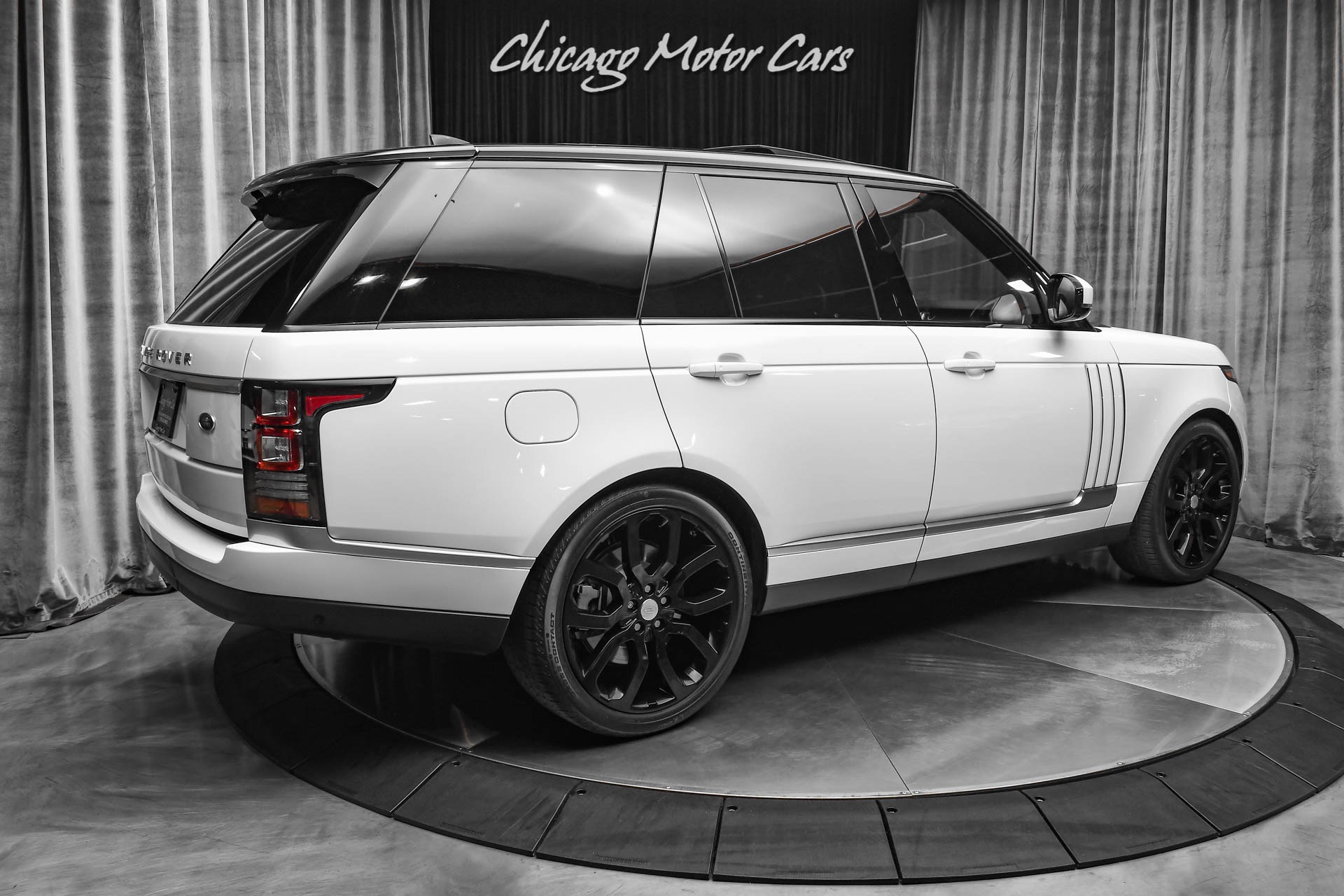 Used-2017-Land-Rover-Range-Rover-HSE-SUV-MERIDIAN-PREMIUM-AUDIO-BLACK-CONTRAST-ROOF